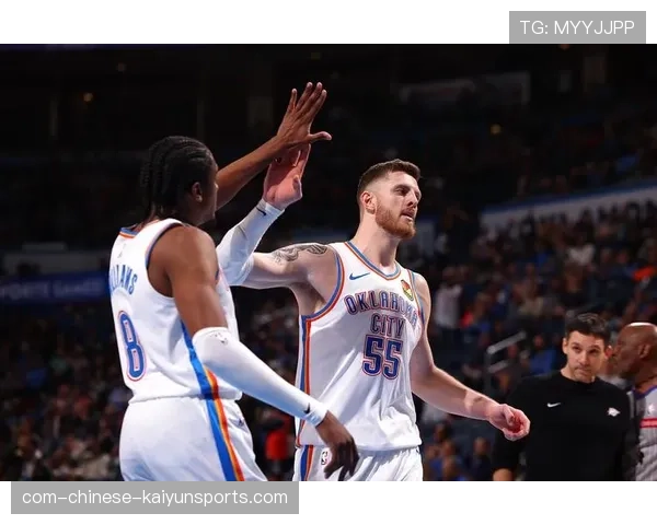 雷霆多名轮换缺阵影响第二阵容，独行侠相对齐整获客场底气